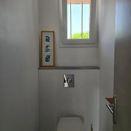 Maison Avec Exterieur A 150 Metres De La - 4 Climatisees Vakantiehuis