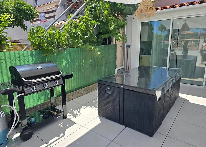 Maison Avec Extérieur à 150 Mètres De La - 4 Climatisées Saint-Cyprien (Pyrenees-Orientales)